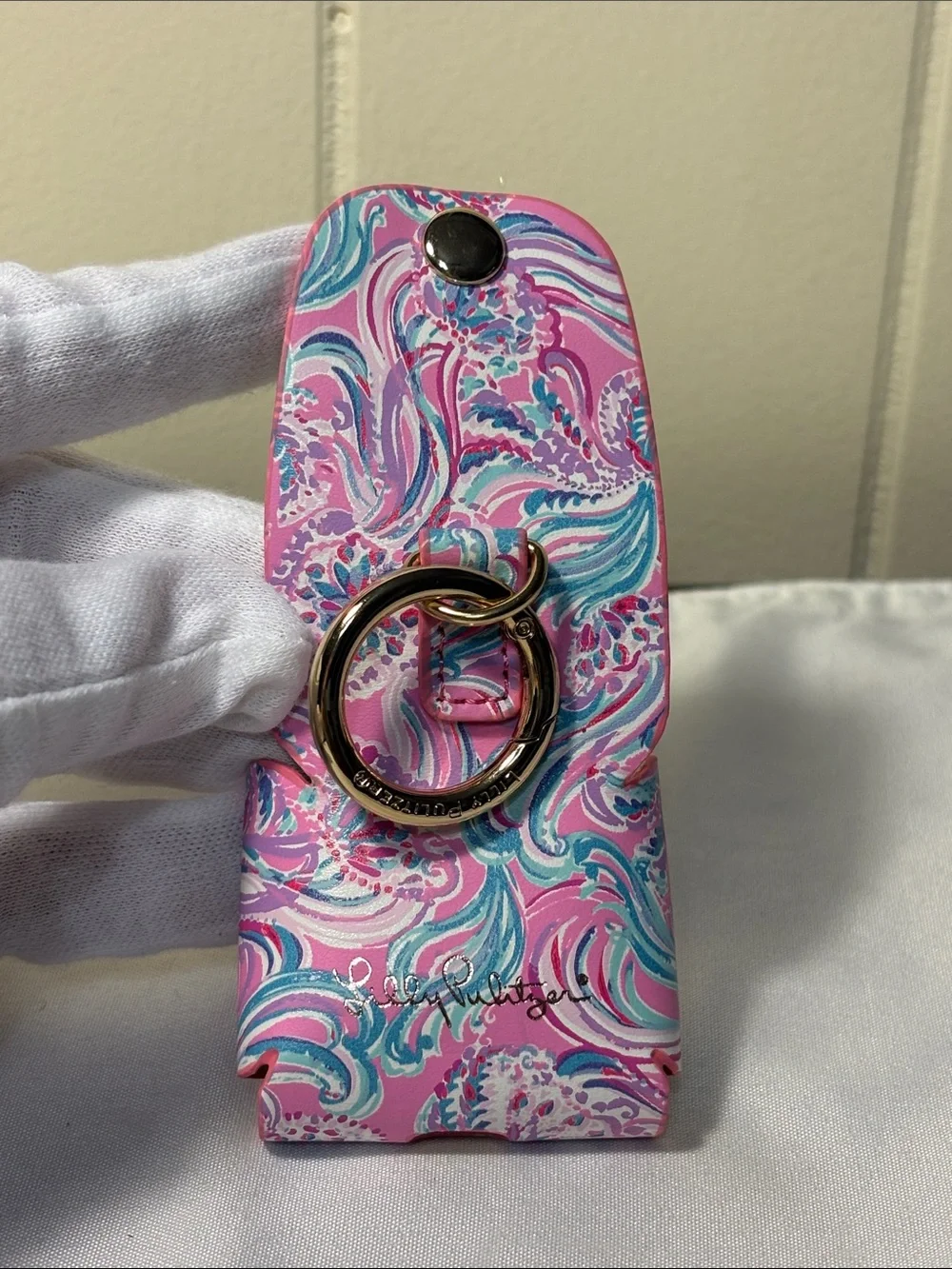 NIB/NWT Lilly Pulitzer AirPods 1&2 Keychain Case - Don’t Be Jelly DISCONTINUED!